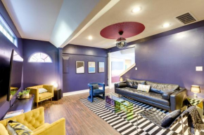 Vibrant Home with Patio 5 Mi to Downtown Austin!